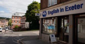 Precios cursos de Inglés en SKOLA  Exeter